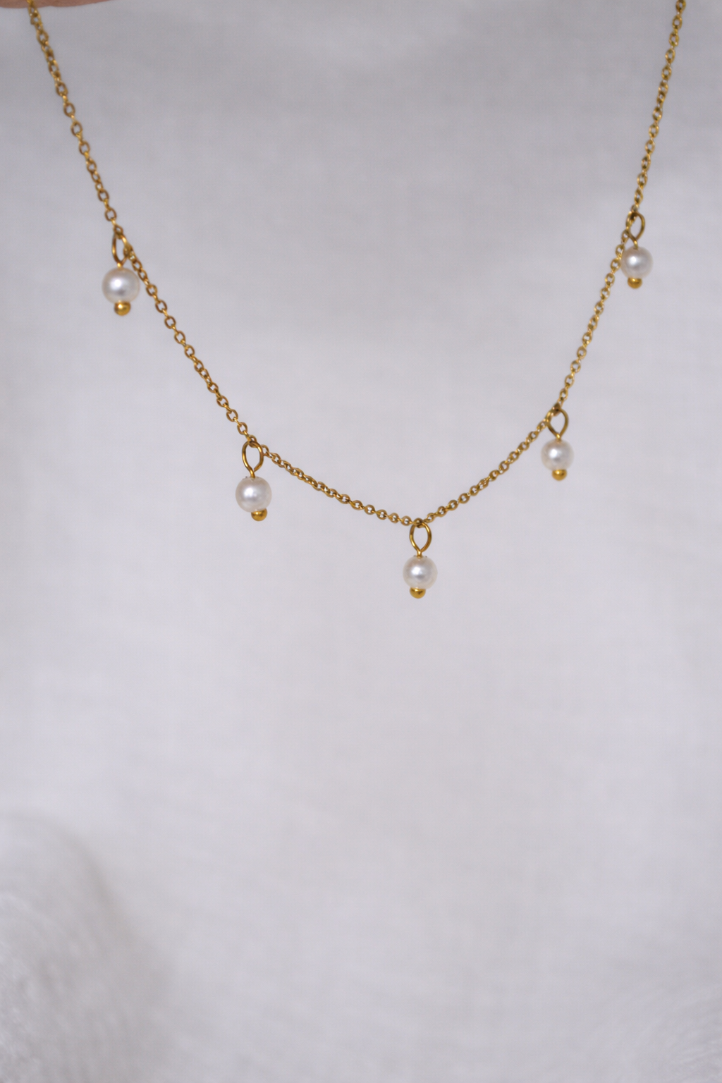 Dainty Pearl Necklace
