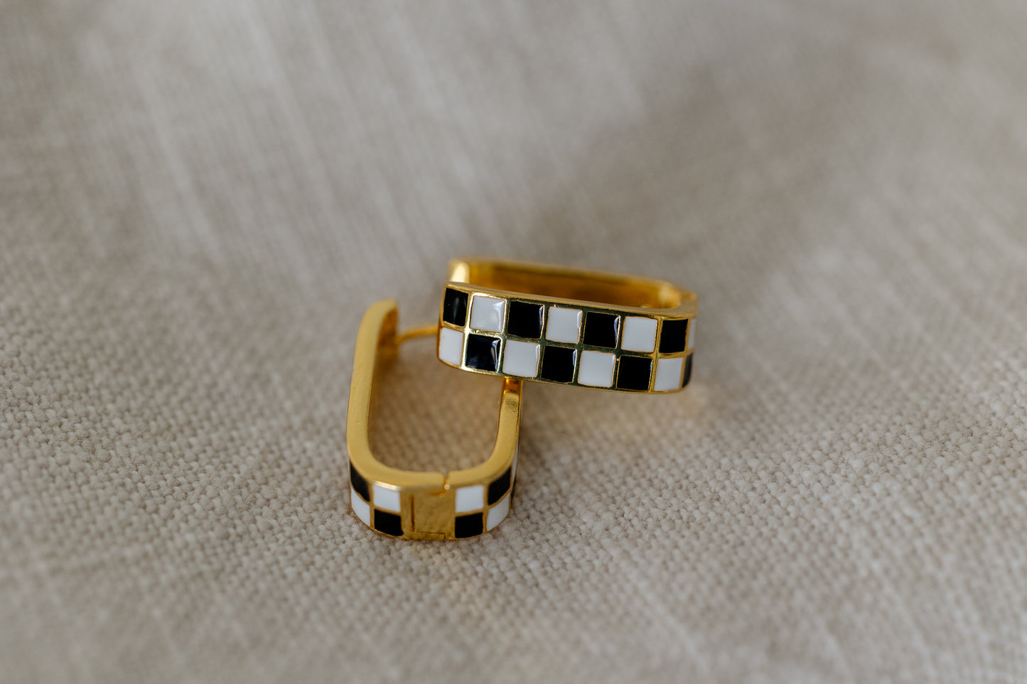 Checkered Rectangle Hoops