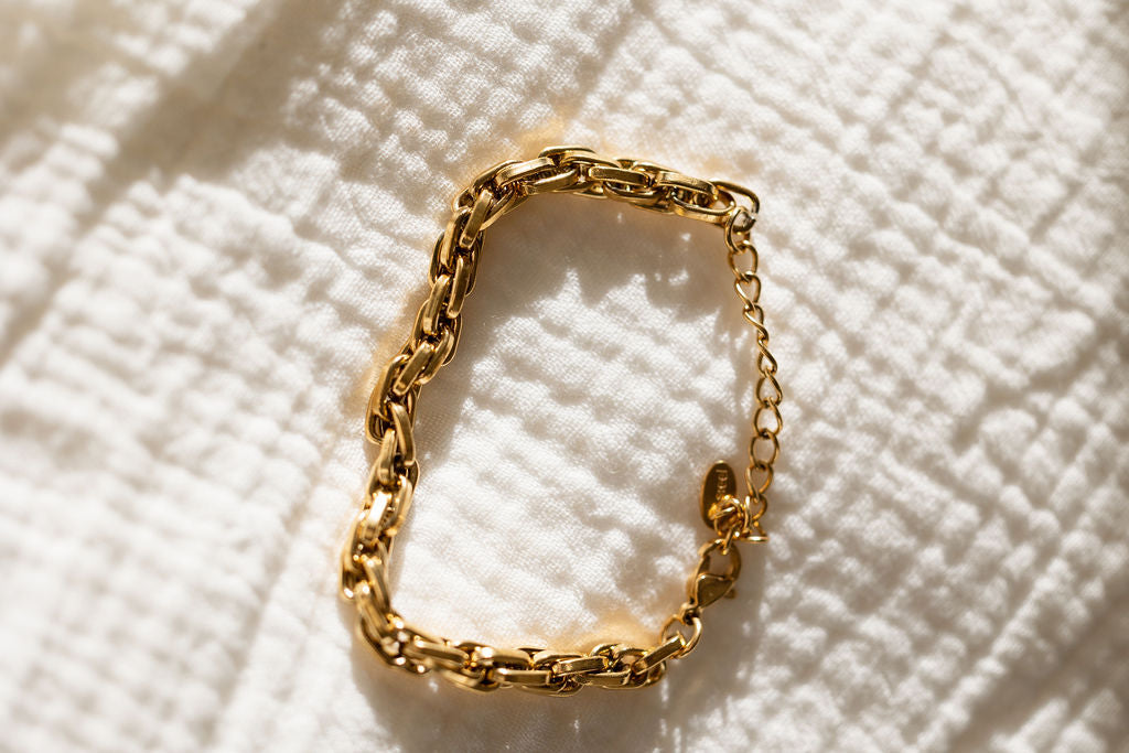 Claire Chunky Bracelet